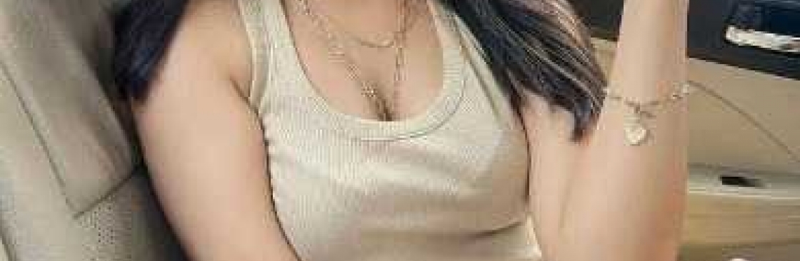 Ruhi Ahuja Cover Image